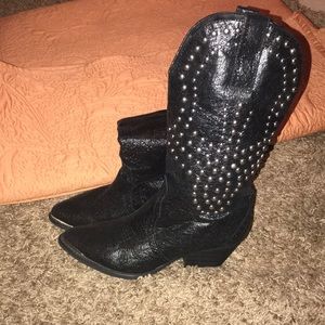 reba cowboy boots